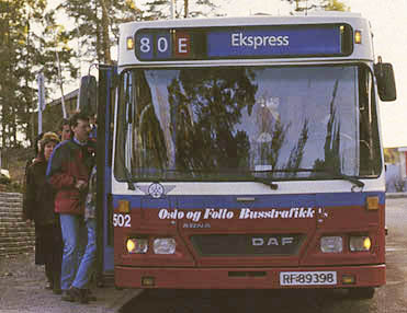 Ekspressbuss 80 E. Copyright: Fotograf John Petter Reinertsen
